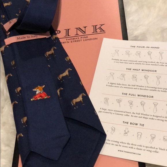 ✨NEW✨ Thomas Pink Tie Navy Blue w/ Horses Pattern - Picture 3 of 5